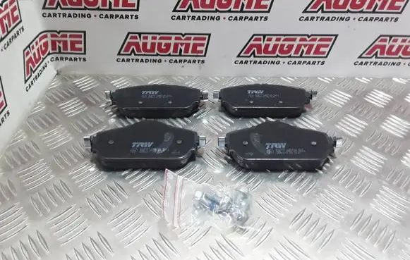 Mercedes-Benz C W205 Brake pads (front) GDB2070 R02A0107 255341