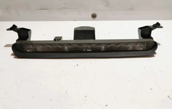 Volvo V70 Third/center stoplight 30678549