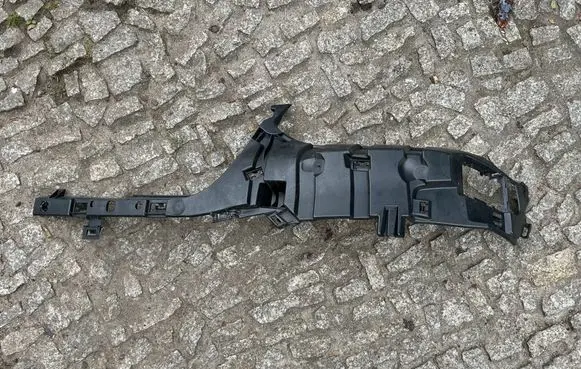 BMW X3 G01 Front bumper mounting bracket 8081895