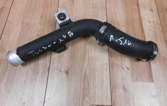 Hyundai Tucson TL Intercooler hose/pipe 282512B740 282532B740