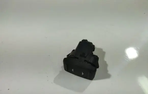 Ford Focus C-MAX Electric window control switch X808X