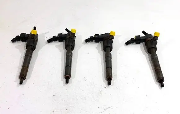 Opel Corsa D Fuel injectors set 0445110183