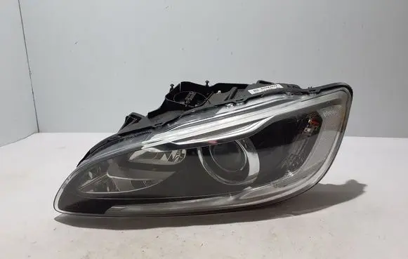 Volvo V60 Headlight/headlamp 31420261