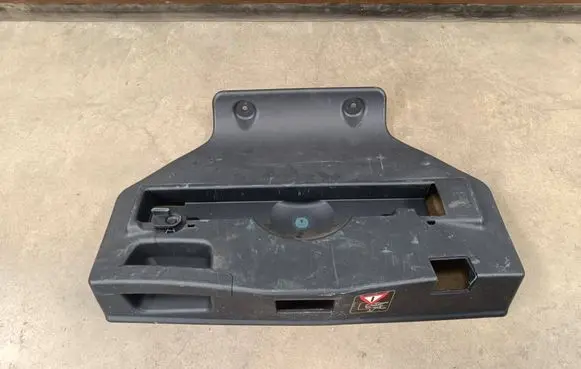 Mercedes-Benz SLK R172 Tailgate emergency lock open trim A1726900541