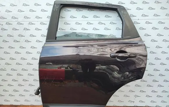 Nissan Qashqai Rear door 