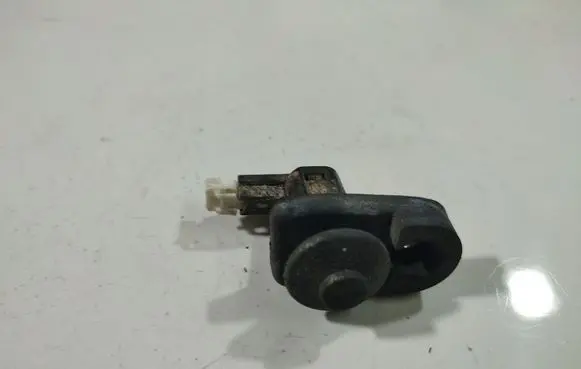 Nissan X-Trail T30 Front door sensor 