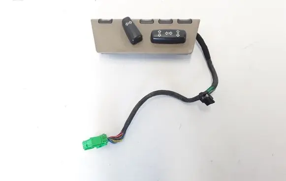 Volvo XC70 Seat control switch 39999382