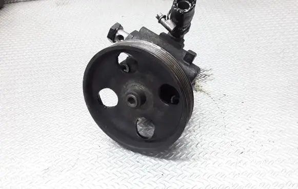 Peugeot 407 Power steering pump 9654713280