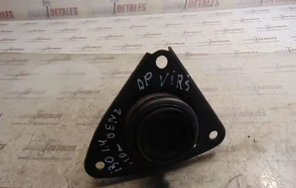 Hyundai i30 Engine mount bracket