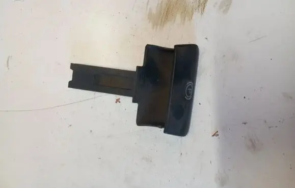 Volvo XC90 Hand brake release handle 8683963