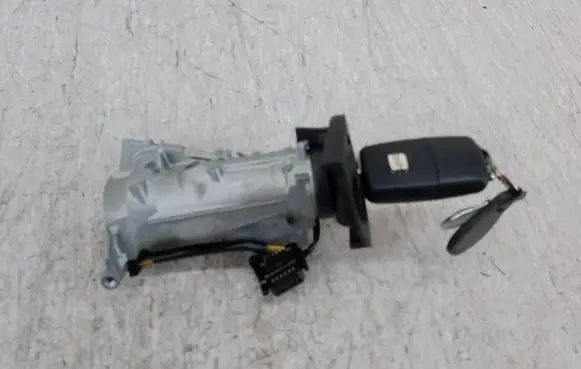Seat Toledo III (5P) Ignition lock 1K0905851B