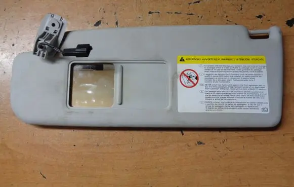 Volkswagen PASSAT B7 Sun visor