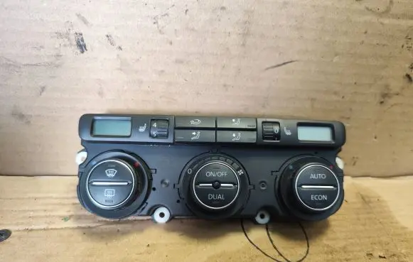 Volkswagen PASSAT B6 Climate control unit 74677532V