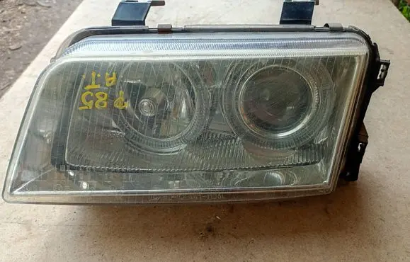 Audi A6 S6 C5 4B Headlight/headlamp 4411136LNHD