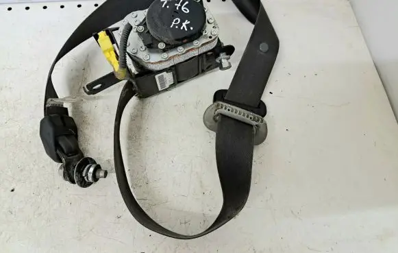 Honda Accord Front seatbelt