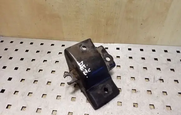 KIA Sportage Gearbox mounting bracket
