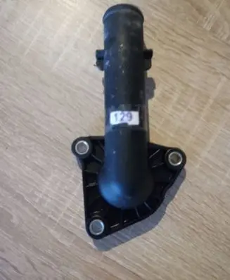 Hyundai Getz Thermostat housing 