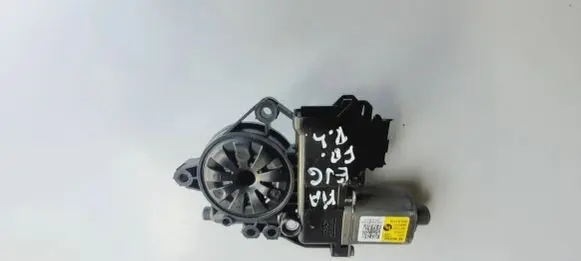 KIA EV6 Front door window regulator motor 82460cv010