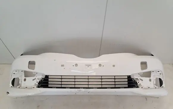 Toyota Auris E180 Front bumper 5211902K40 Z2715