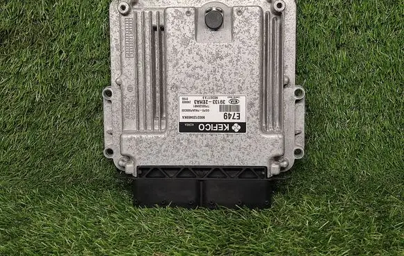 KIA Soul Engine control unit/module ECU 391332EHA3