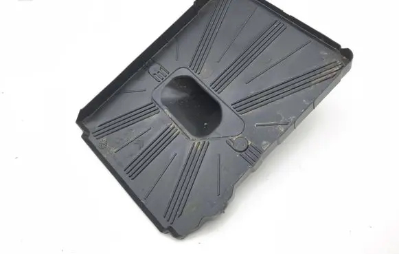 Peugeot 3008 III Battery tray 9824456480