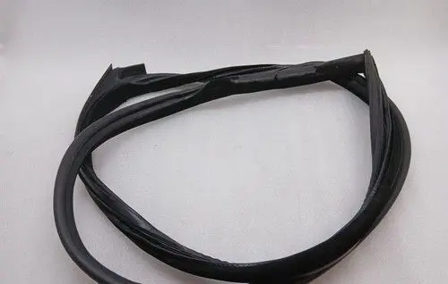 Ferrari 360 Front door rubber seal 66396300