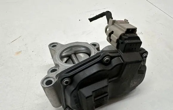 Ford Focus Throttle valve 50989011