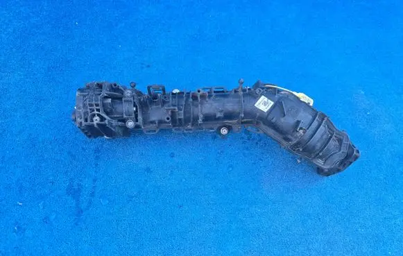 BMW X1 F48 F49 Intake manifold 11618513653 8513653