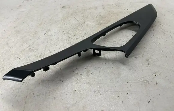 Nissan Rogue Front door interior handle trim 806824CL0A 806824CL1A ESCUTD00R
