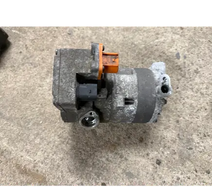 Volkswagen e-Golf Air conditioning (A/C) compressor (pump) 12E820803E