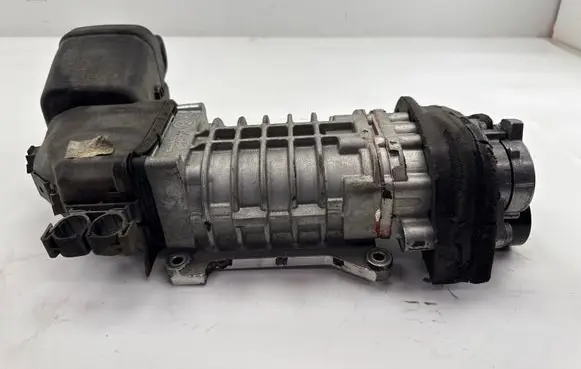 Volkswagen PASSAT B7 Supercharger 03C276