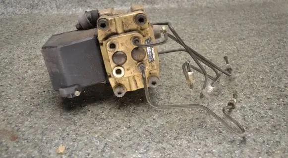 BMW 5 E34 ABS Pump 0265201022 1157874 951214997