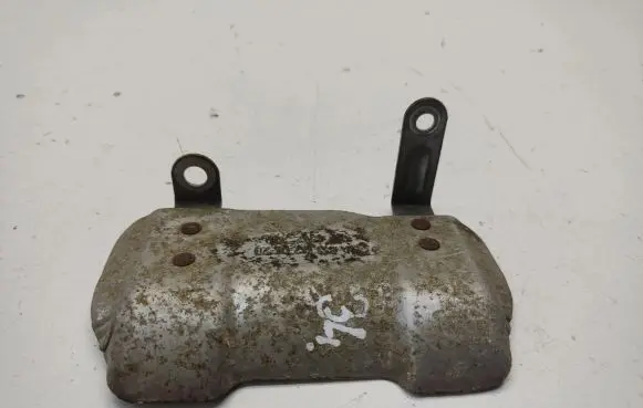 Mercedes-Benz Vito Viano W447 Heat shield in engine bay A6511420420