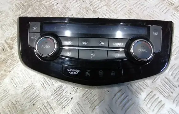 Nissan Qashqai Climate control unit 275004EA0A 201579 T00777C