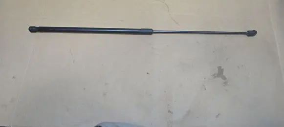 Volkswagen PASSAT B6 Front bonnet/hood damper/strut 3C0823359A 6904VB0350N