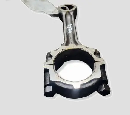 Nissan X-Trail T30 Connecting rod/conrod