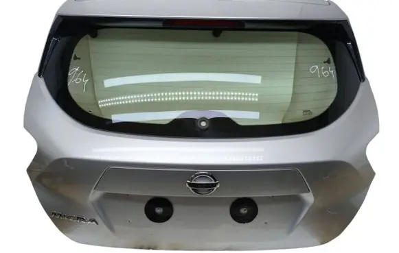 Tailgate/trunk/boot lid