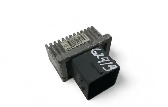 Renault Master III Glow plug pre-heat relay 110678071R