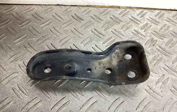 Volkswagen Tiguan Other front suspension part 5Q0199517E