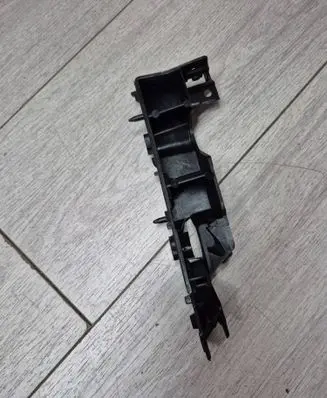 Audi A6 S6 C7 4G Front bumper mounting bracket 4G0807284