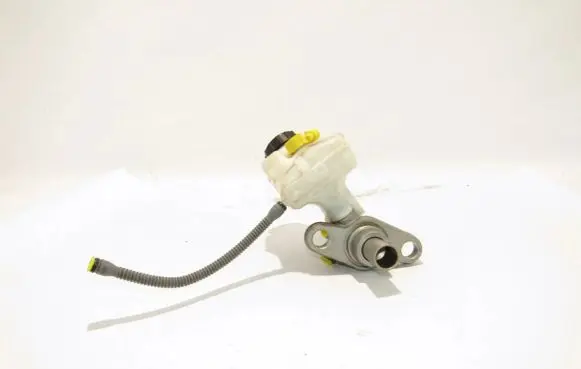 Opel Insignia A Master brake cylinder 41550110