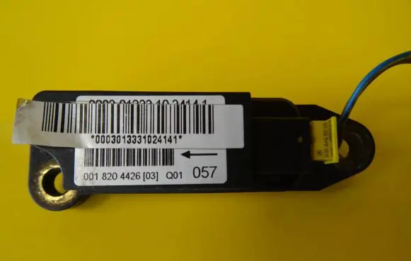 Mercedes-Benz C W203 Airbag deployment crash/impact sensor 0018204426