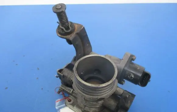 Renault Megane I Throttle body valve 7700861679J