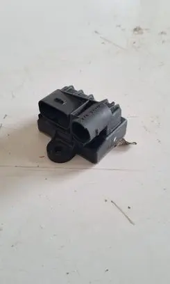 Mercedes-Benz Vito Viano W447 Glow plug pre-heat relay A6519003103