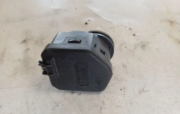 Volkswagen Bora Headlight level adjustment motor 1J0941295C