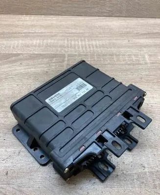 Audi A4 S4 B5 8D Gearbox control unit/module 01N927733BB 5WK3320A