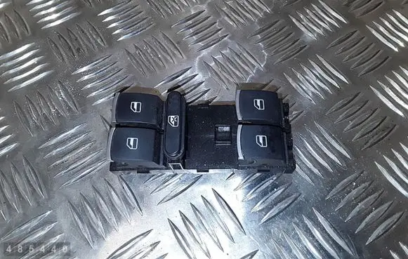 Volkswagen Tiguan Electric window control switch 5K4959857A