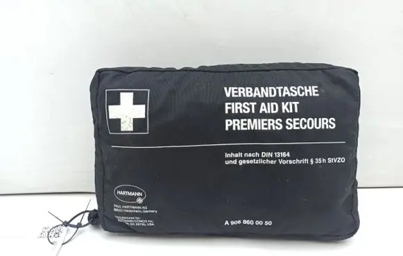 Mercedes-Benz Sprinter W906 First aid kit A9068600050
