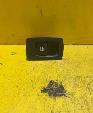 BMW 1 E81 E87 Electric window control switch 6945874
