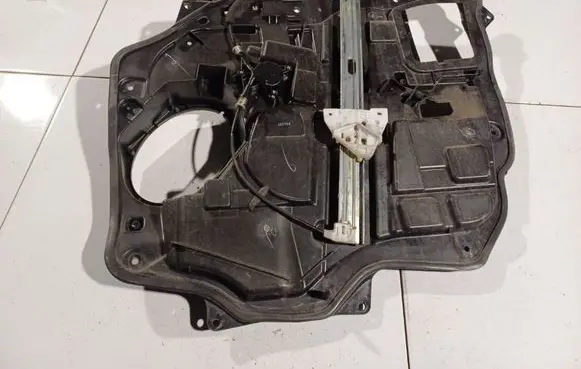 Mazda 5 Sliding door window regulator with motor 